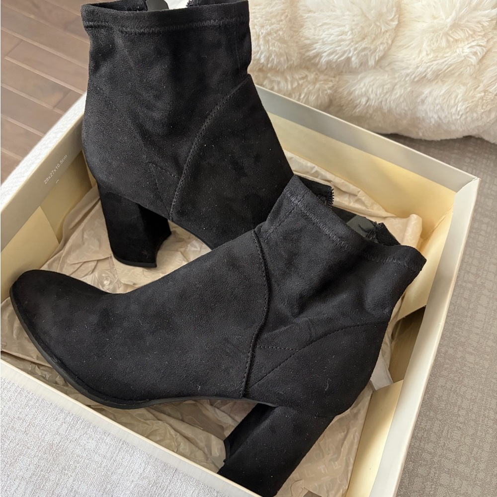Marc Fisher Black Boots